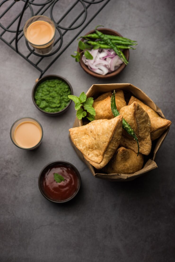 Samosas (Lamb / Veg)